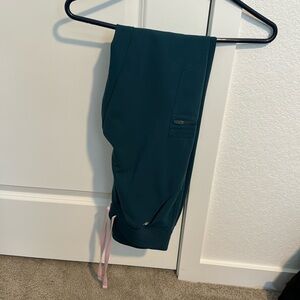 Small figs Caribbean blue Zamora jogger with pink string